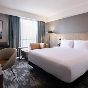 **** Hotel Sandman Signature Airport & Canada